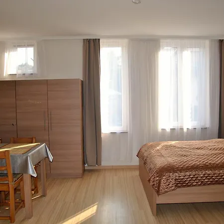 Var Premium Apartman Appartamento